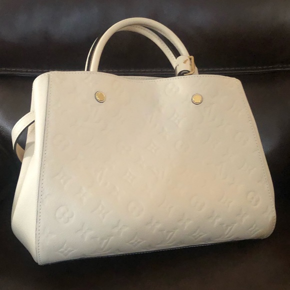 M44061 Louis Vuitton Monogram Empreinte Montaigne MM-Cream